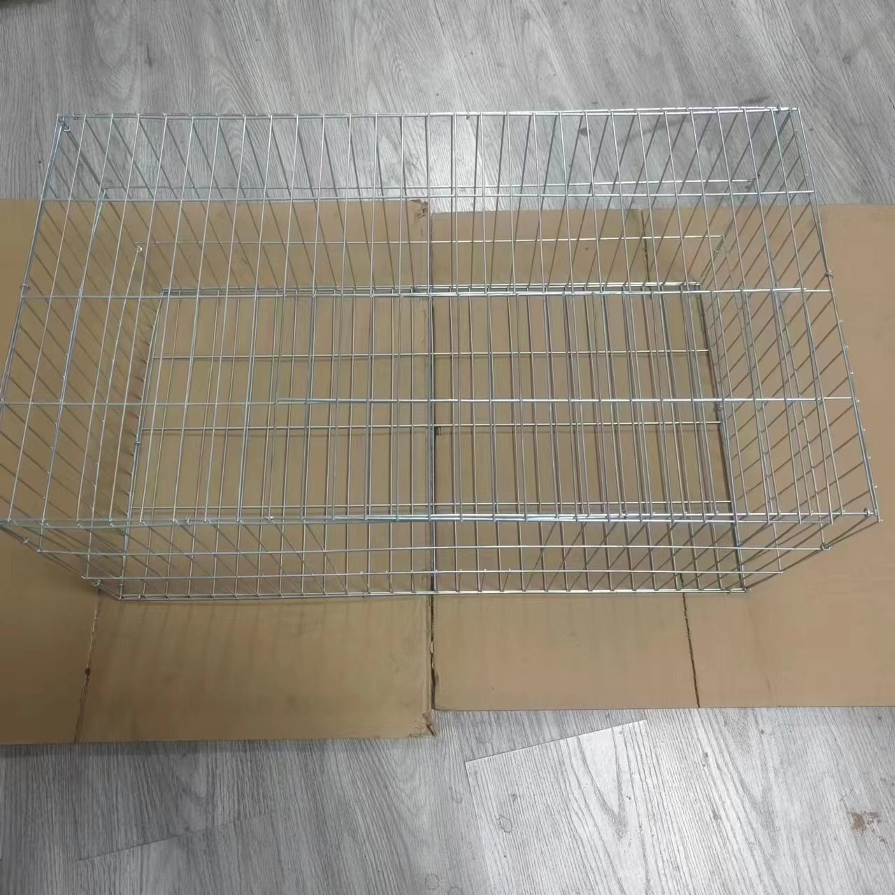 Jaula para Mascotas de Doble Puerta de Hierro para Interior