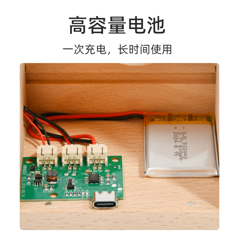 Venta directa de fábrica Mu Xiaofei Pig Adornos creativos para el hogar Regalos voladores Pig Artesanía de madera hecha a mano Caja de música