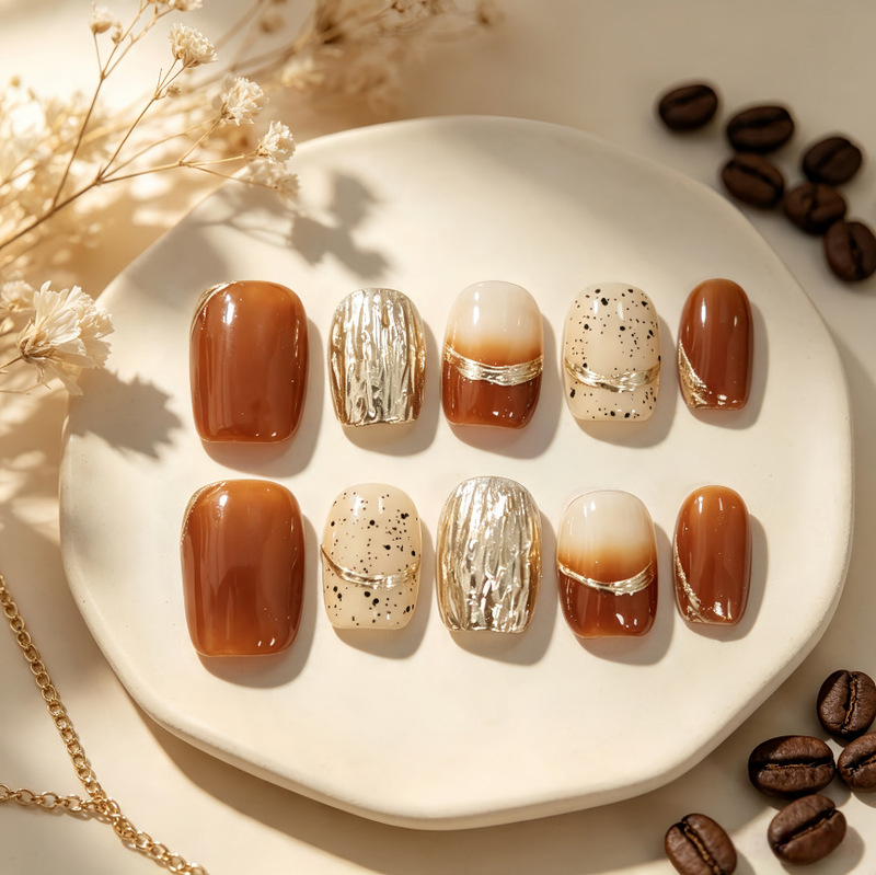Oil painting style gradient hand-painted press-on nails with a gold-plated French manicure, offering a high-end, European and American retro feel in a gradient caramel color Oil painting style gradient hand-painted press-on nails with a gold-plated French manicure, offering a high-end, European and American retro feel in a gradient caramel color
