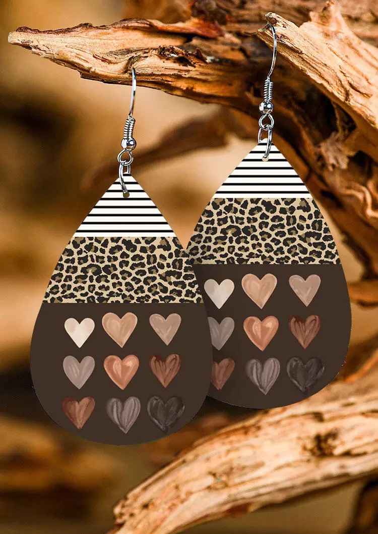 Fashion Water Droplets Pu Leather Sequins Women's Earrings 1 Pair display picture 5