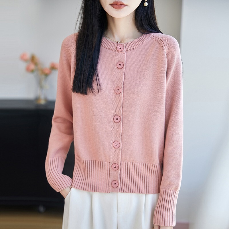 Stylish round-neck knitted sweater coat for women, 2026 spring/autumn new collection, petite size, pure cotton, chic top, trendy Stylish round-neck knitted sweater coat for women, 2026 spring/autumn new collection, petite size, pure cotton, chic top, trendy