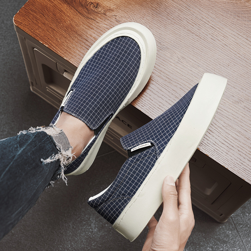 Zapatos de verano transfronterizos para hombres, zapatos de lona transpirables, zapatos de trabajo perezosos, zapatos casuales para hombres de moda al por mayor