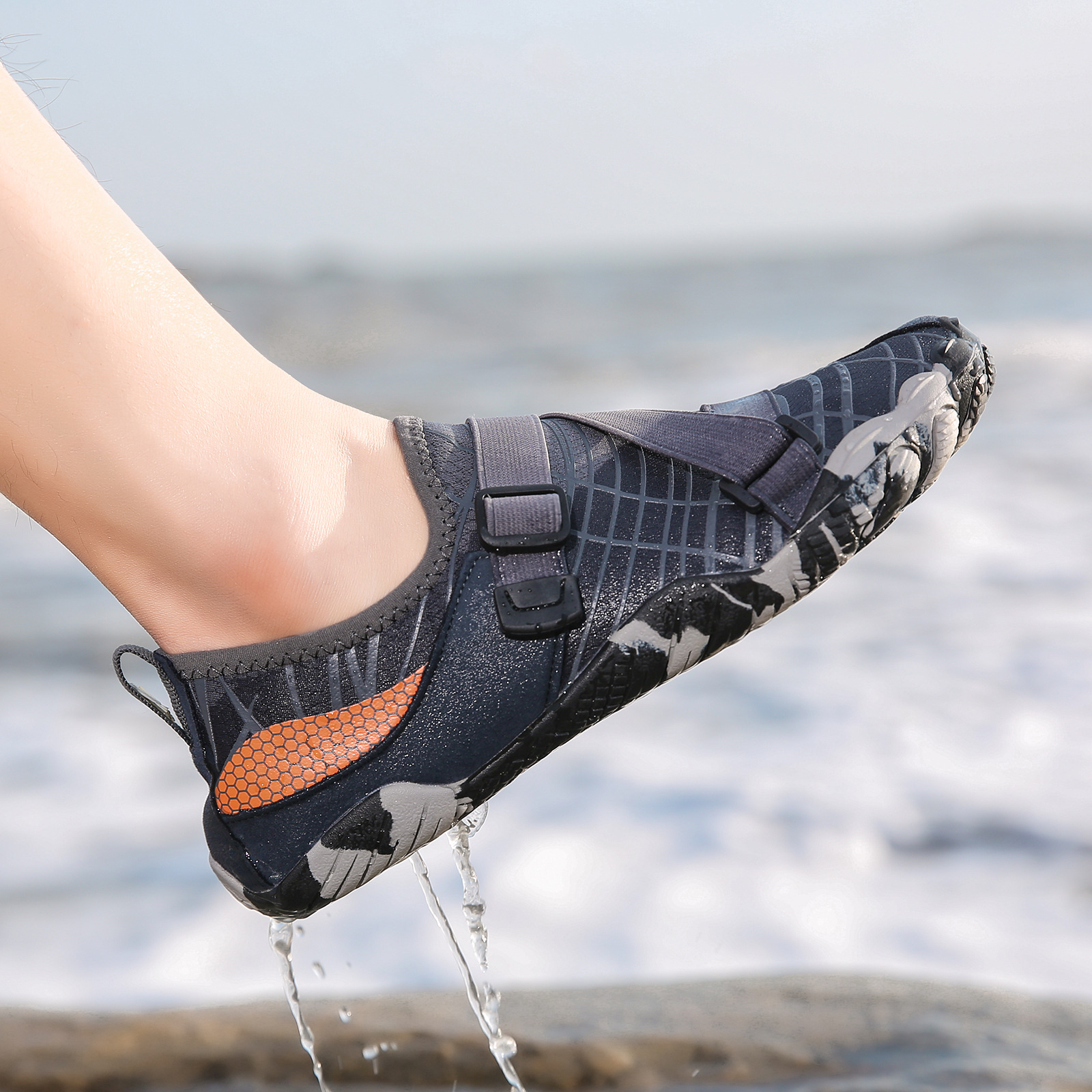 Nuevos zapatos de retroceso al aire libre, zapatos de playa transpirables, zapatos de natación de snorkel antideslizante, zapatos de montaña para hombres y mujeres