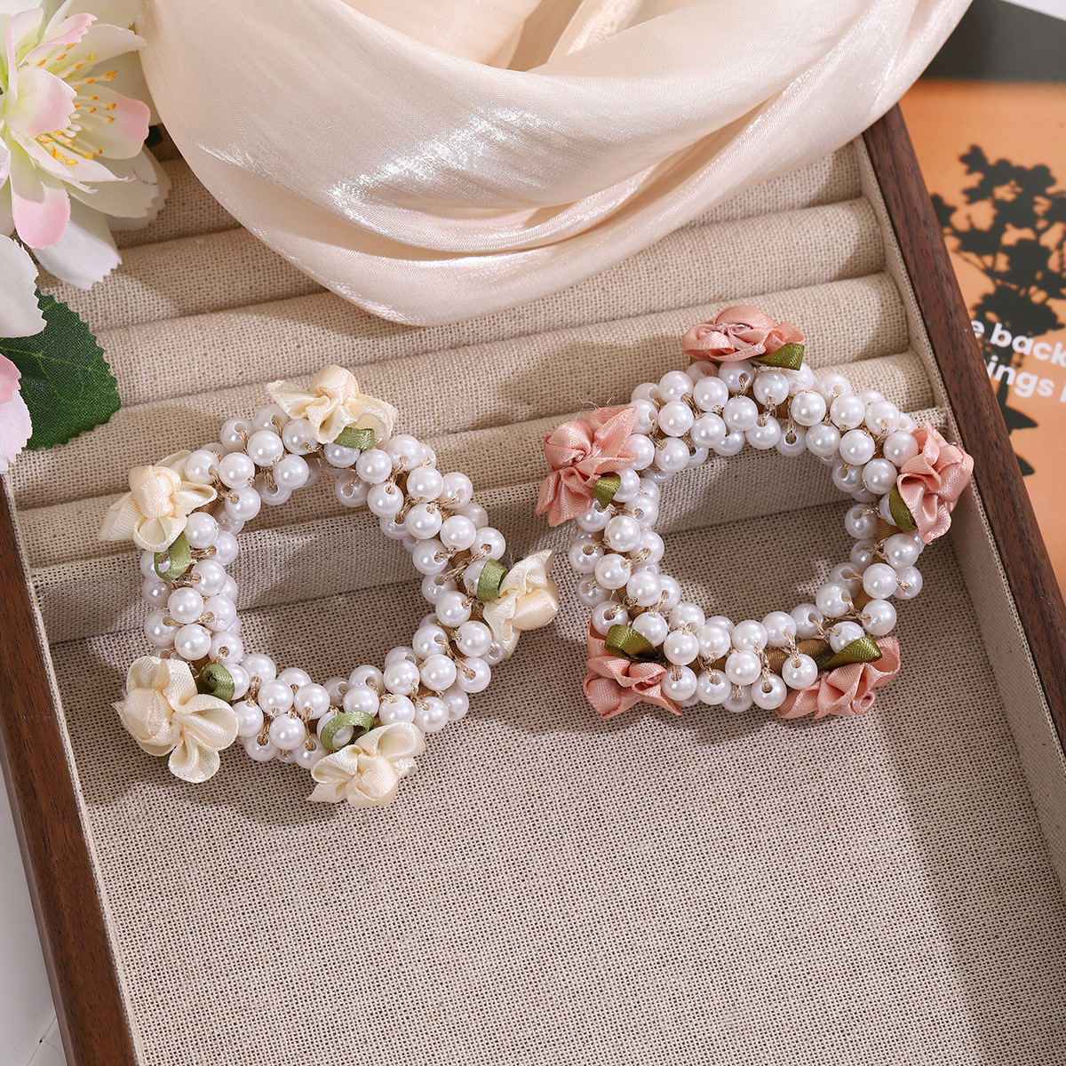 Flores franceses perlas para niños anillo de cabello bebé cuerda de cabello de alta elasticidad trenzado hadas cuerda de cabello niñas joyas de cabello tocado