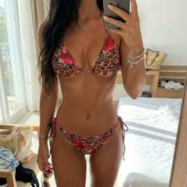 2026欧美外贸新款bikini印花绑带三角杯性感比基尼海边度假泳衣女