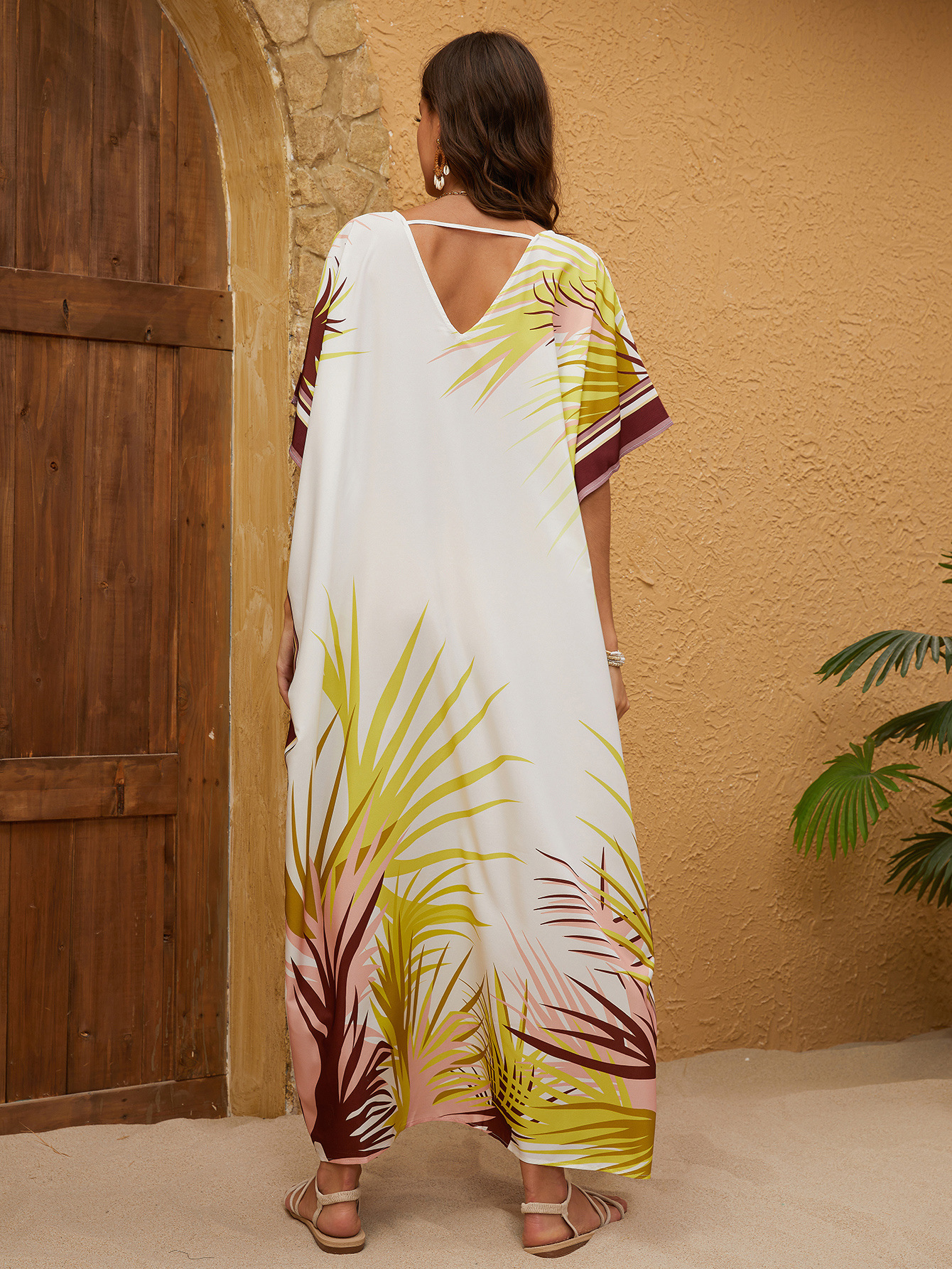 Camiseta de playa europea y americana transfronteriza bohemia falda larga vacaciones camiseta protector solar trajes de baño camiseta 1D63