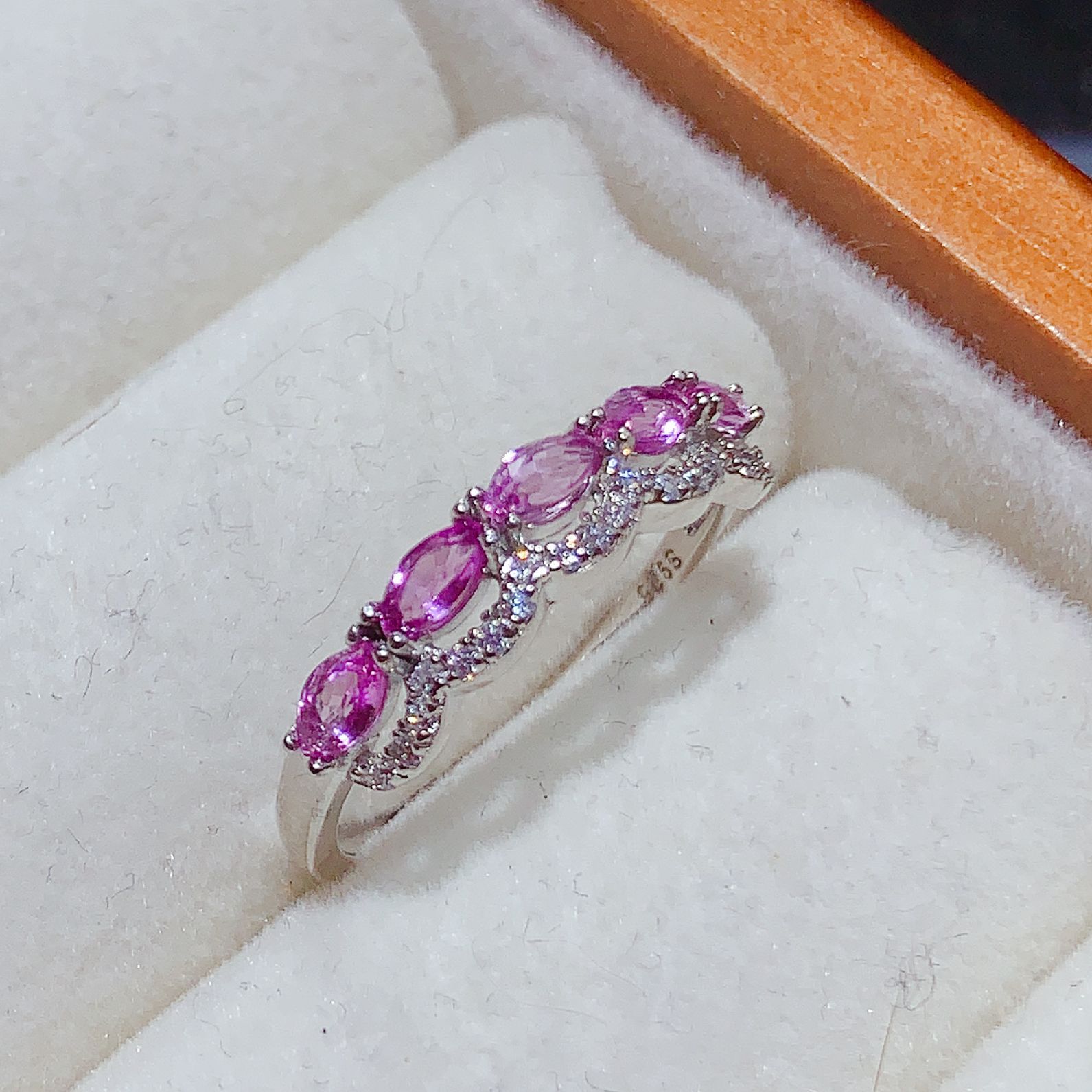 S925 Silver Inlaid with Padparadscha Gemstone Ring, Light Luxury, High-End Feel, Personalized, Versatile for Daily Wear, Exquisite Colored Gemstone Jewelry Wholesale