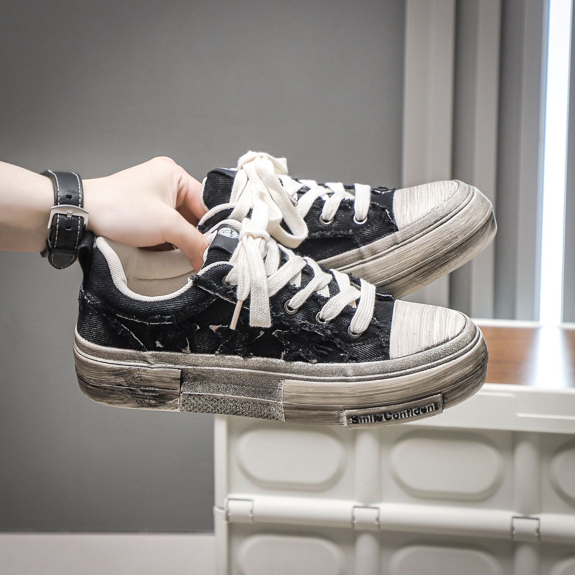 Zapatos de moda para hombres con suela gruesa 2025, zapatos de lona de color antiguo, zapatos de lona de estilo de puerto para hombres, zapatos sucios, zapatos de skate
