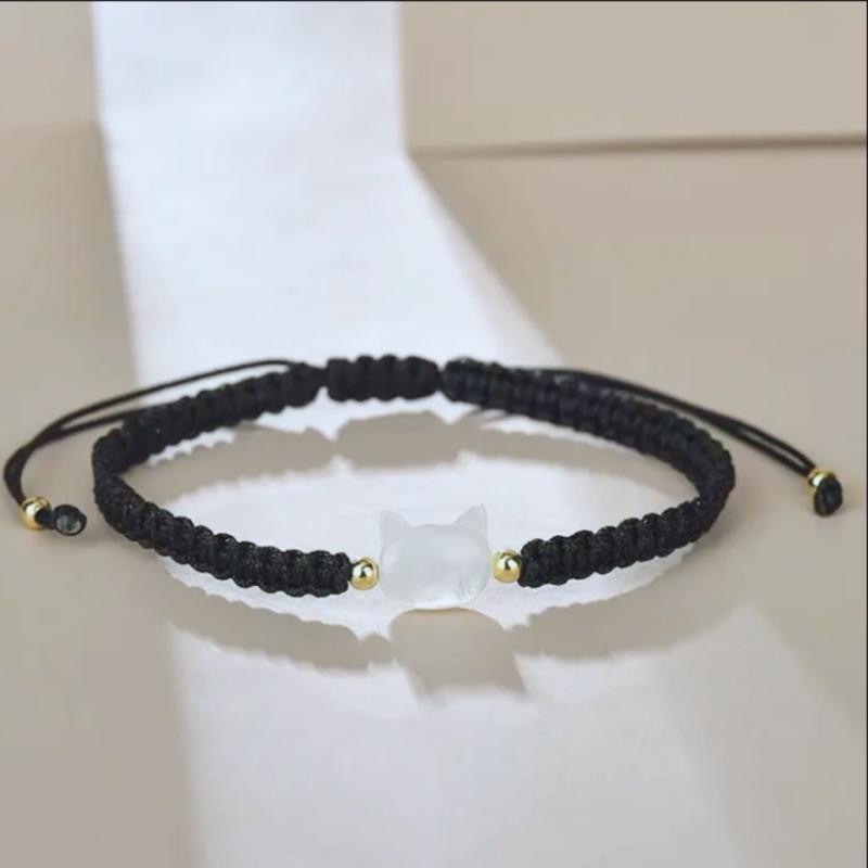 S146 white cat bracelet