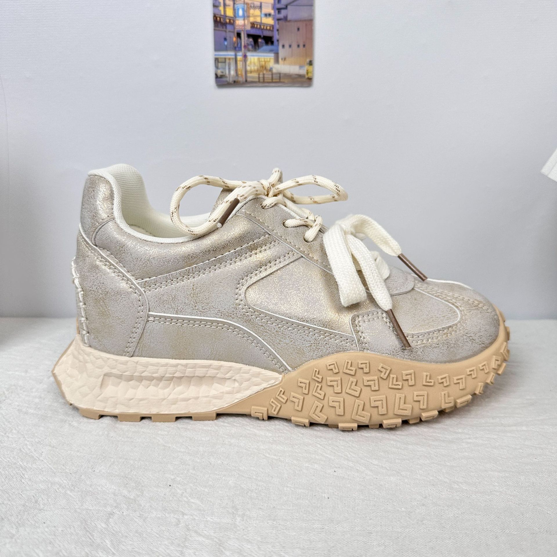 A9911 zapatos de entrenamiento alemán de champán dorado de suela gruesa de nicho, zapatos de Forrest Gump, zapatos casuales de todo fósforo, zapatos de niña image 5