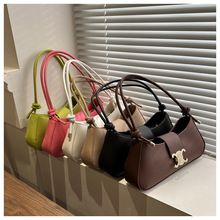 ��������С���OӋ�ճ����伃ɫ��Ů���������аٴ�б��μ�Ҹ�°�