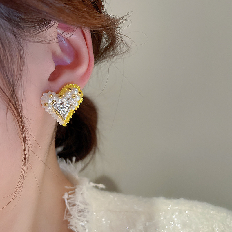 Cute Heart Shape Copper Plating Rhinestones Earrings 1 Pair