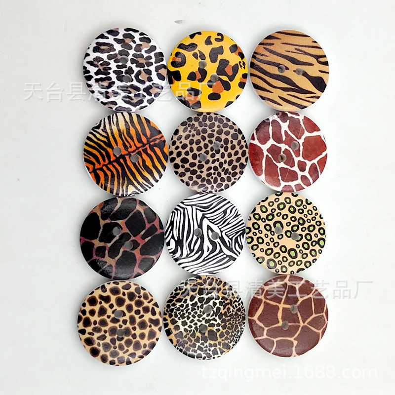 2/2,5 cm de madera Fondo Blanco estampado de leopardo pintado botones de madera decorativos leopardo madera botones 50/100 piezas un paquete