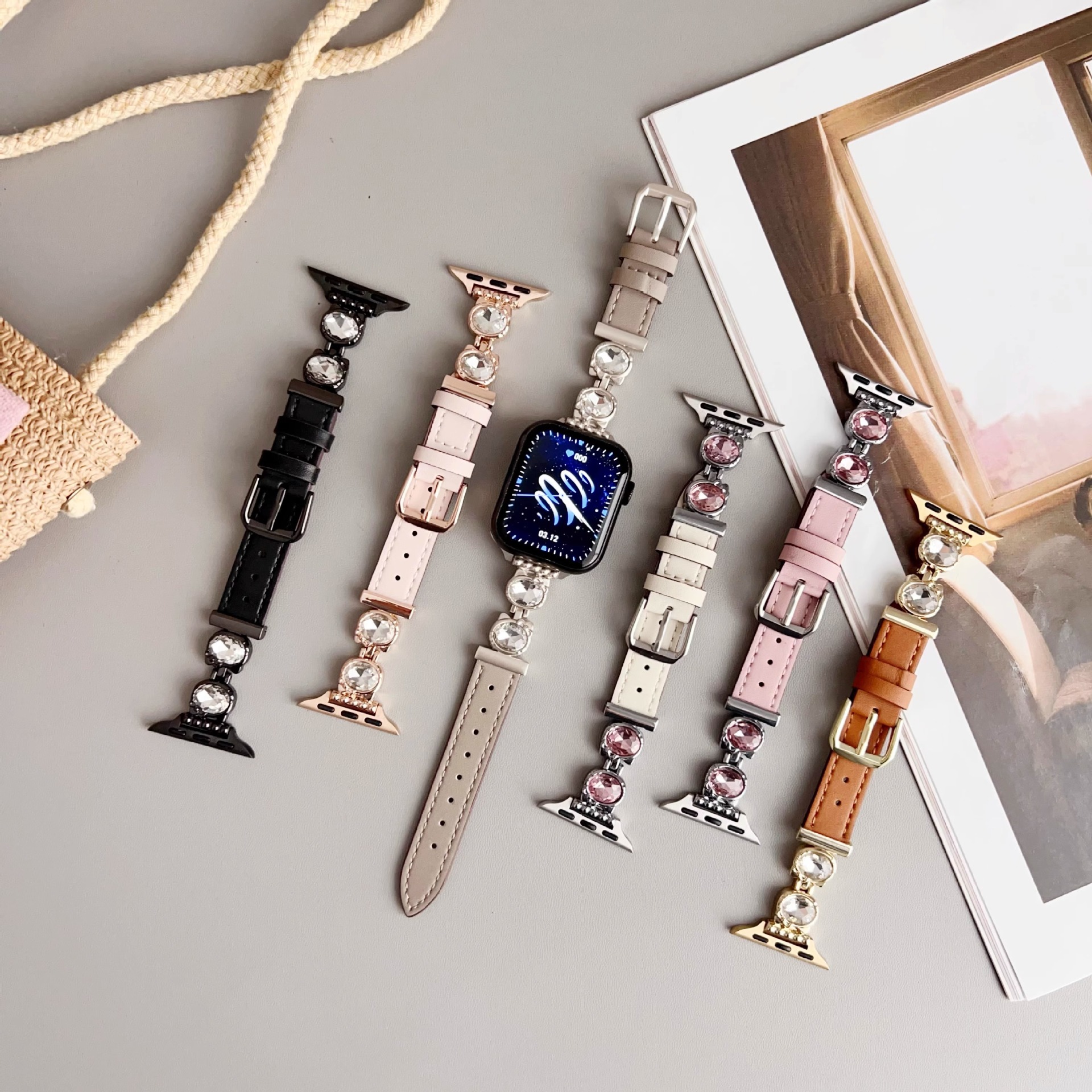 Suitable for Apple Kt Cat Diamond Peel Applewatch Watch Strap Metal Iwatch Cat Women's Watch Strap