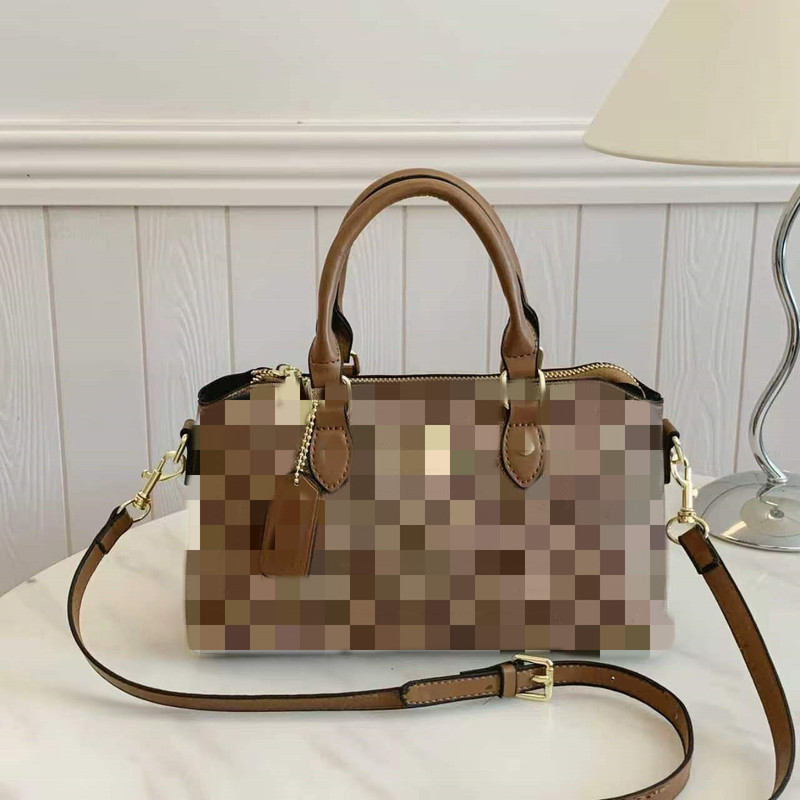 Hot-selling Boston-style pillow bag for export, high-quality crossbody bag, versatile and large-capacity shoulder bag for women