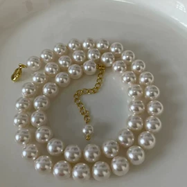 耳钉;项链;耳环