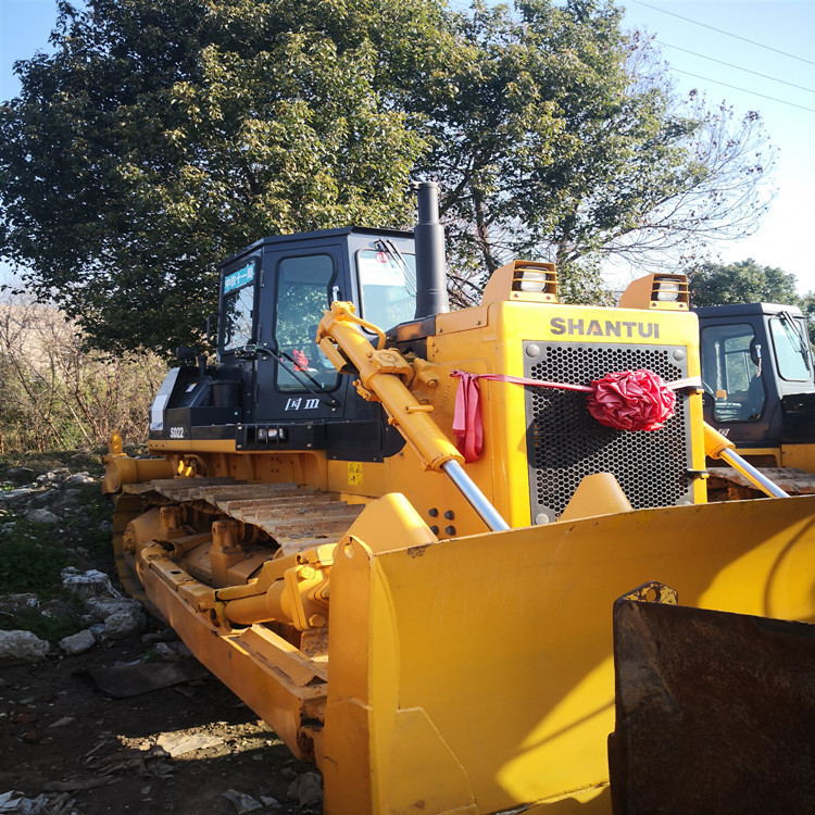 山东青岛出售二手山推160推土机-二手山推220推土机