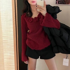 穿搭红色V领立体花朵毛衣女2025秋季新款慵懒风超好看针织衫上衣