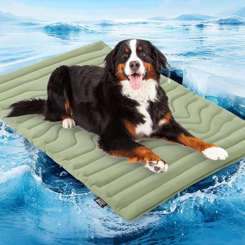 Cross-Border Pet Cooling Pad Cool Nylon Cooling Dutch Velvet Quilted Dog Mat Pet Mat Factory Ready Stock