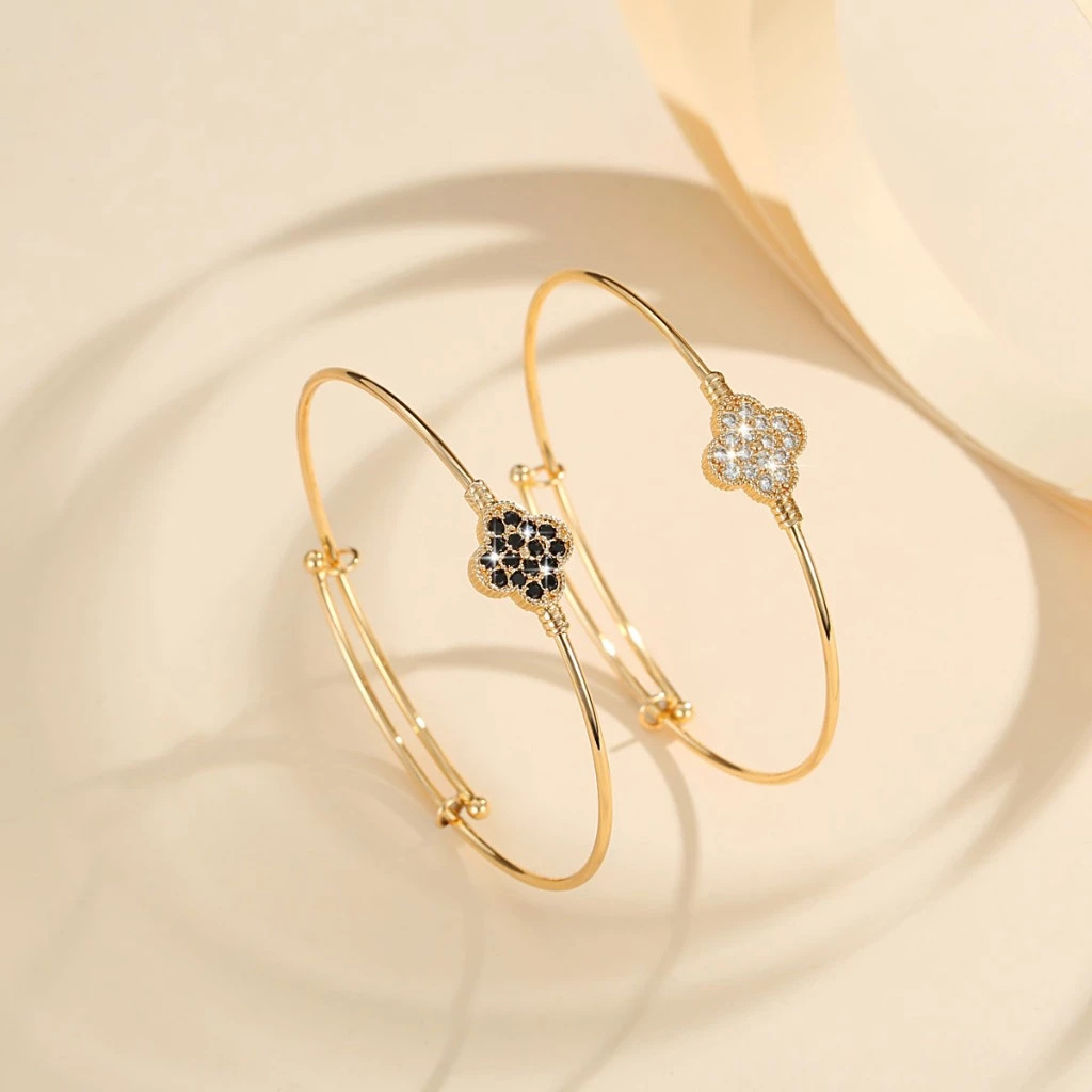 Pulsera de trébol de cuatro hojas explosiva transfronteriza, pulseras ajustables de todo fósforo y exquisitas, joyas de mano de temperamento al por mayor
