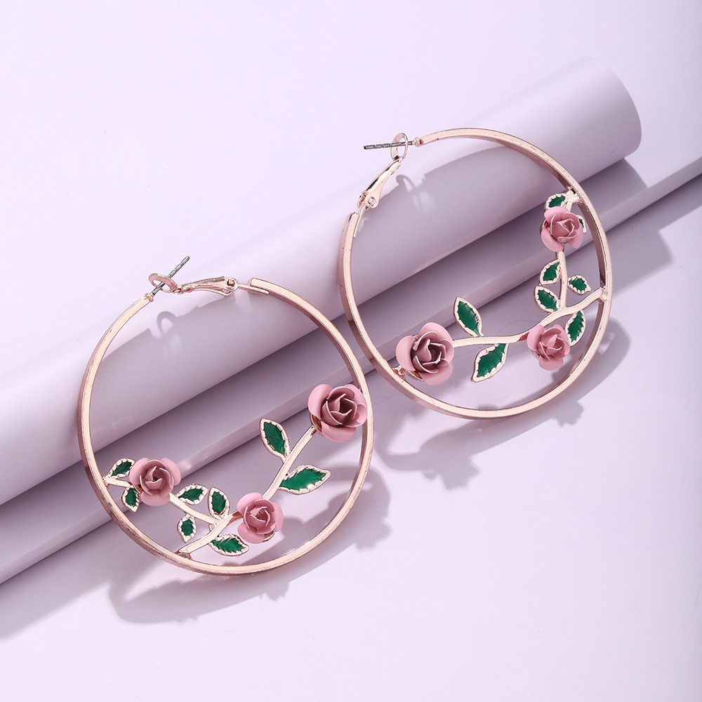 Europe And America Cross Border New Retro Hollow Out Rose Earrings Exaggerated Personalized Flower Metal Alloy Earrings Ear Clip Accessories display picture 5