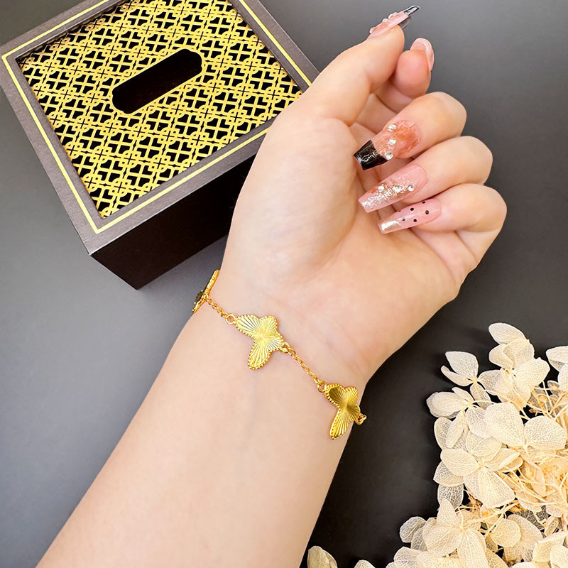 Vietnam Shajin simple mariposa patrón horizontal pulsera salvaje mujer durante mucho tiempo no se desvanece, lujo ligero, sensación de alta gama, suministro de fábrica al por mayor