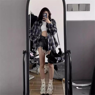 �＾��ʽ�����OӋ�и����r��2025�¿�С�������������r��Ů�b