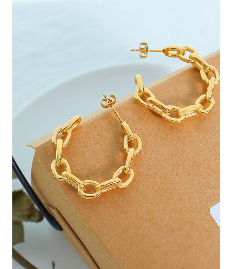 Interlocking C-shaped Earrings Titanium Steel Plated 18k Real Gold Earrings display picture 4