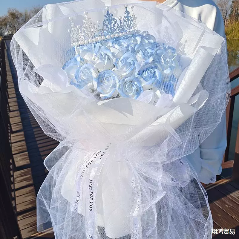 День Святого Валентина отправить жену и подругу