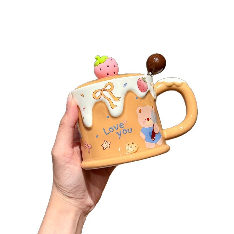Regalos de cumpleaños para chicas torta de fresas tazas de agua de alta calidad taza de cerámica con tapa de desayuno casero taza de té de flores