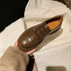 葡萄媽studiolee2024春新款 赫本風復古厚底粗跟刺繡樂福小皮鞋女