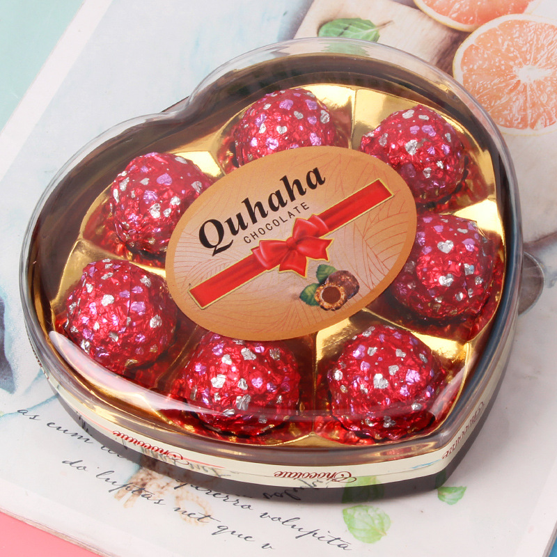 Interest eight red chocolate heart-shaped chocolate box set New Year's goods gift leisure small snacks large wholesale