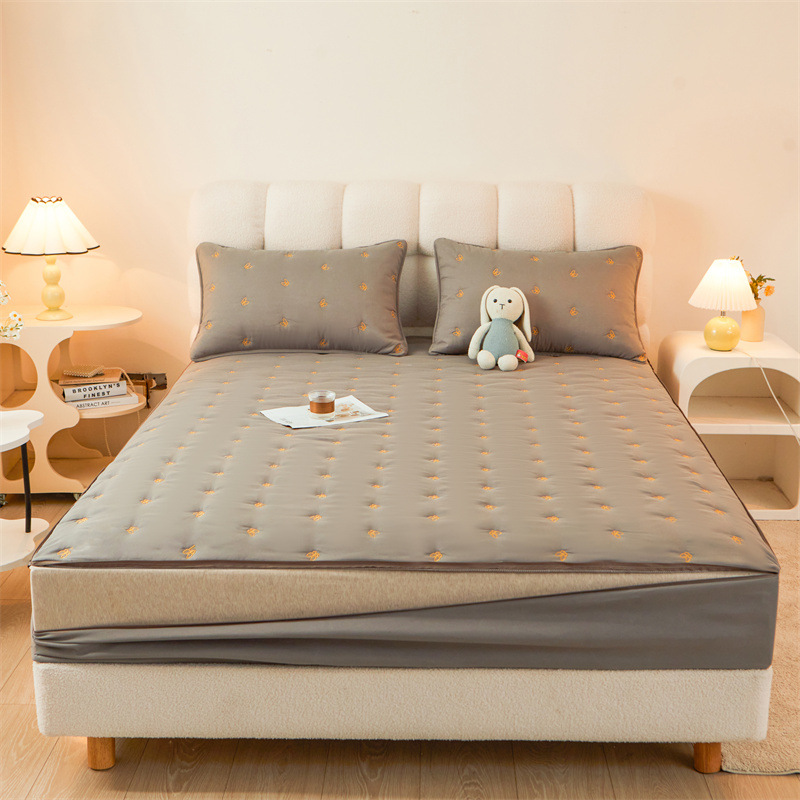 Wolxiang 2025 New Style Ginger Mugwort Butterfly Embroider All-Inclusive Fitted Sheet Bed Cover Mattress Protector Wholesale