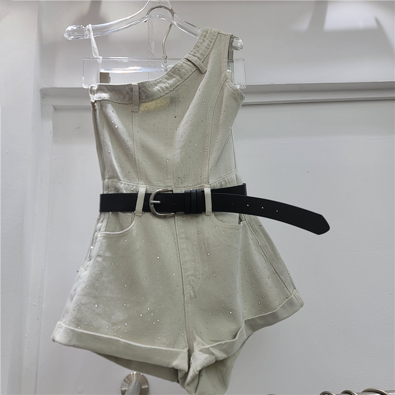 Irregular hombro inclinado cuerpo completo taladro jeans jeans mujeres 2026 verano nuevo diseño sensación de pantalones de pierna ancha pantalones calientes