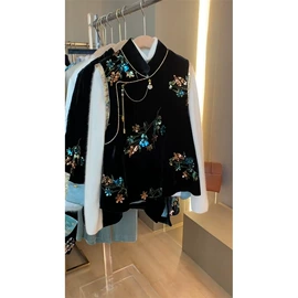 连衣裙;时尚休闲套装;女式衬衫