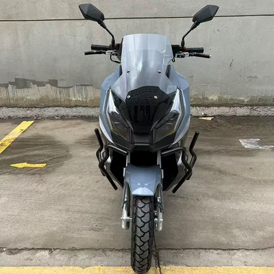 Motosikletlər Second-Generation Fuel-Powered Motorcycle