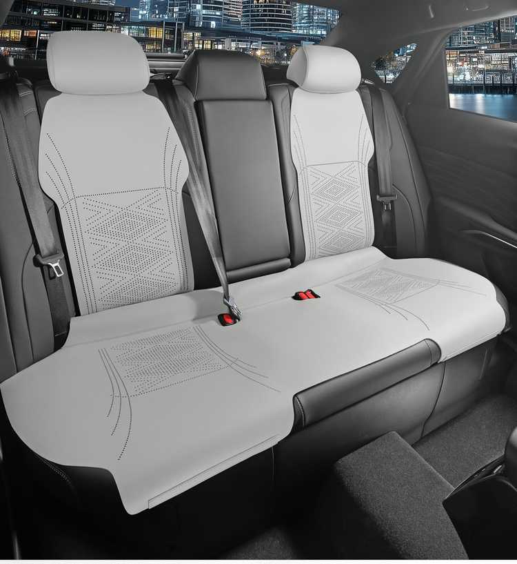 24 Models of the Ninth Generation Toyota Camry Special Car Seat Cushion Half-Pack Breathable Suede Saddle Seat Cover