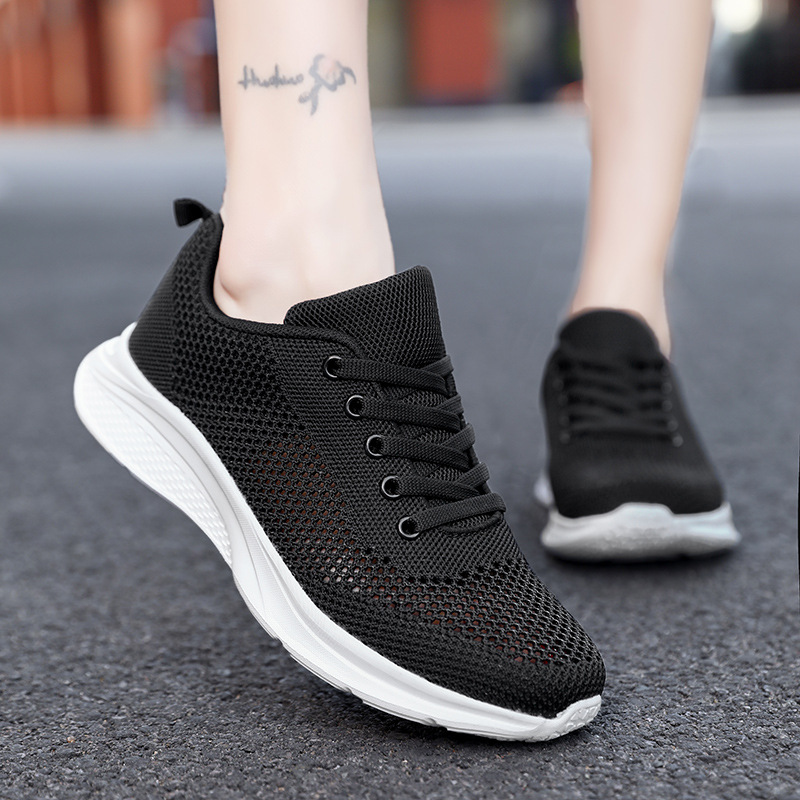 Summer breathable black lightweight shock-absorbing sneakers for…
