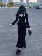 小洋装两件套秋冬新款黑色金丝绒冬装搭配一整套今年流行女装