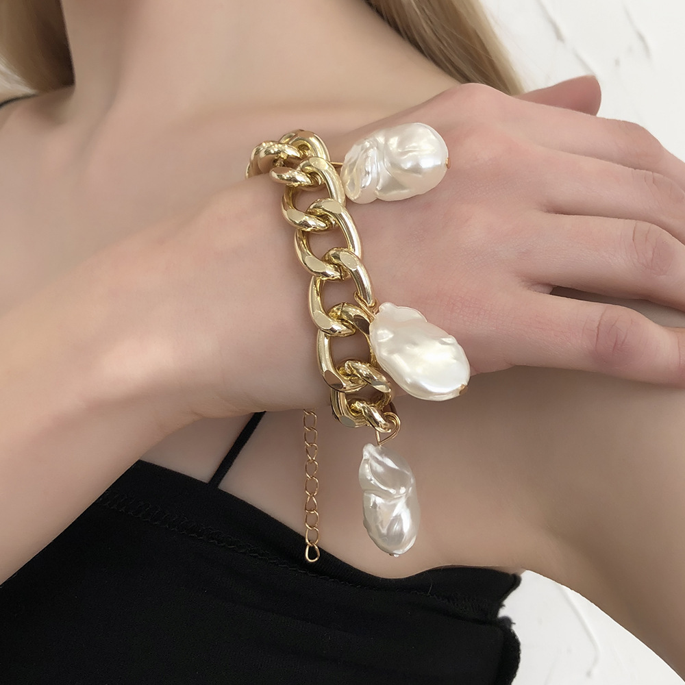 Personality Hip-hop Exaggerated Geometric Thick Chain Bracelet display picture 1