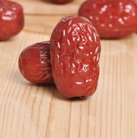 干枣;葡萄干;生核桃