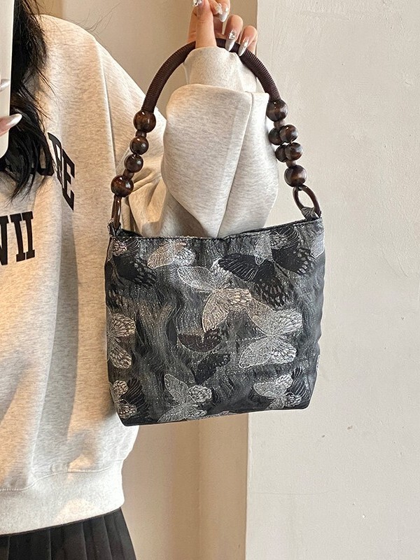 中国風刺繍リボン 2025 新しいトレンディなポータブル通勤クロスボディバッグ大容量新中国風のアンティークスタイルバケットバッグ|undefined