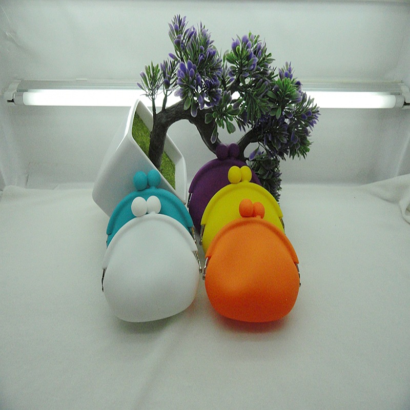 실리콘 동전 지갑 실리콘 지갑 키 가방 클래식 하드웨어 가방 공장 직접 어린이 하드웨어 버클을 인쇄 할 수 있습니다