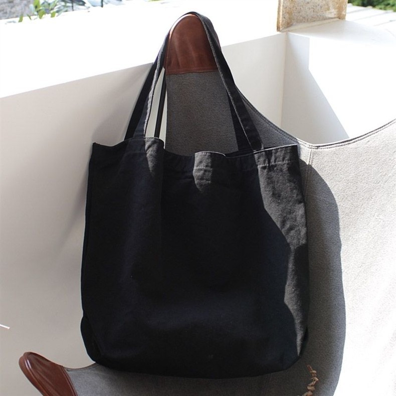 New suburban Japanese style canvas bag, large capacity single shoulder shopping bag, versatile, simple, everyday literary