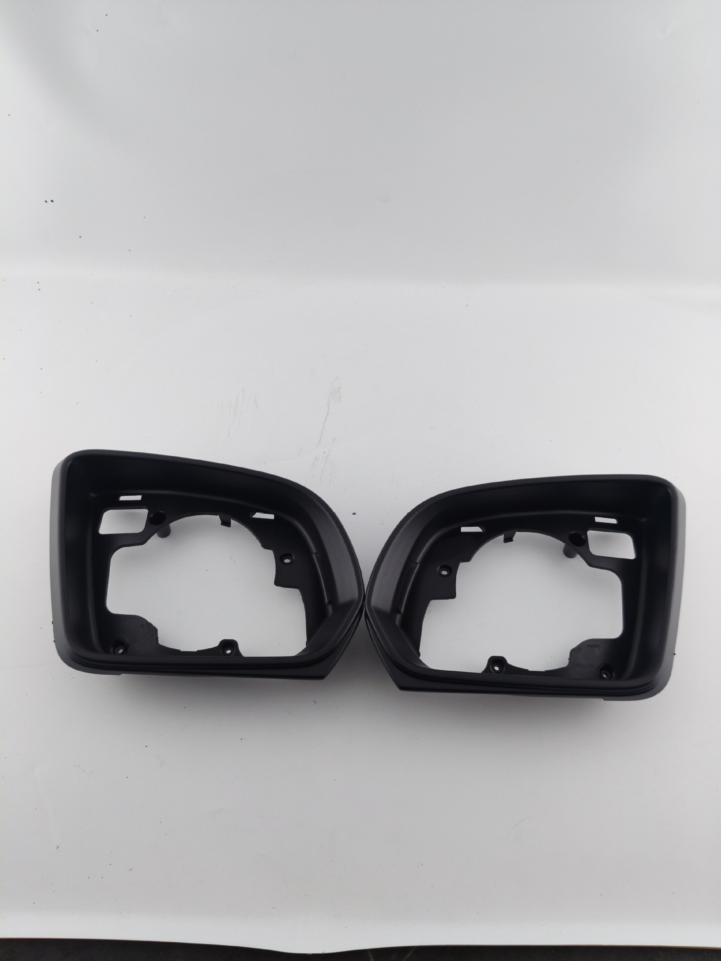 Suitable for Vito W447W448 Rearview Mirror Housing, Mercedes V260 Rearview Mirror Lens, Turn Signal Mirror Frame Lower Cover