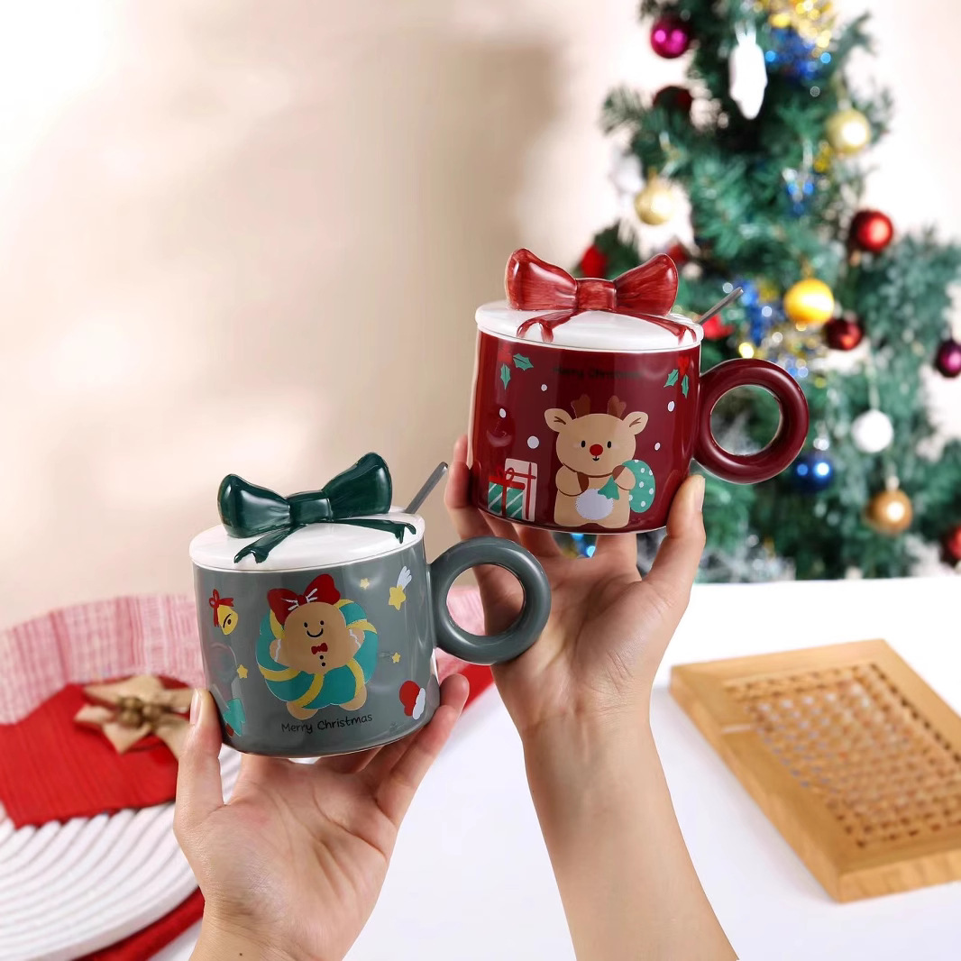 Taza de cerámica de Navidad de estilo nórdico, regalo de arco personalizado, taza de café, regalo de mano, simple taza de agua con tapa