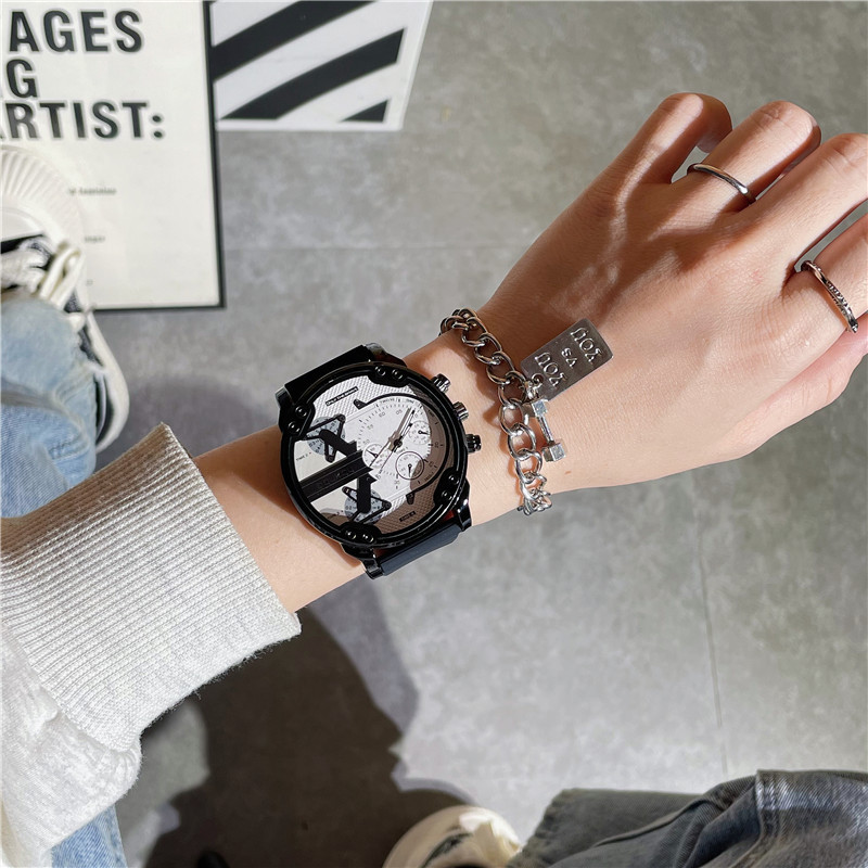 Men's Watch with a Unique and Bold Personality, Sporty and Cool L