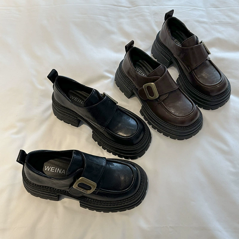 Британские ветры маленькие кожаные туфли на большой подошве женские 2025 новые осенние ретро дикие юбки маленькая Мэри Джейн одиночные туфли