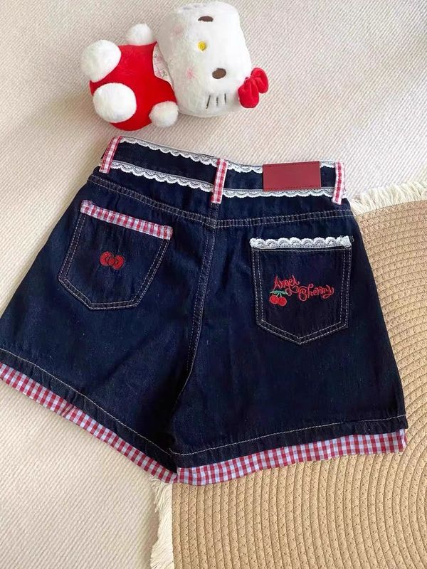 アメリカのホットガールデザイン猫刺繍デニムショートパンツ女性の夏のチェック柄レースステッチ弾性痩身パンツ|undefined