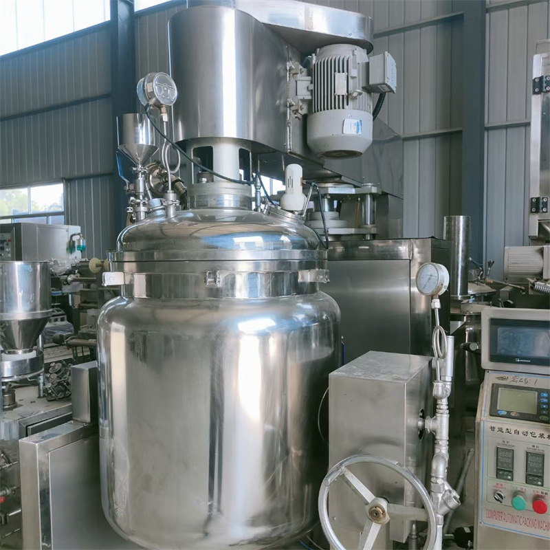 出售二手真空均质乳化机 全自动液压升降 化妆品生产设备  回收